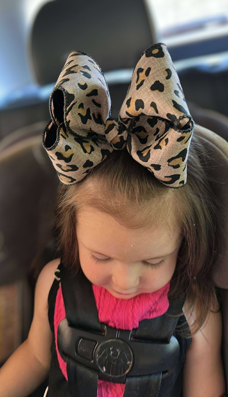 Leopard ribbon