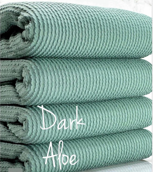 Dark aloe wave