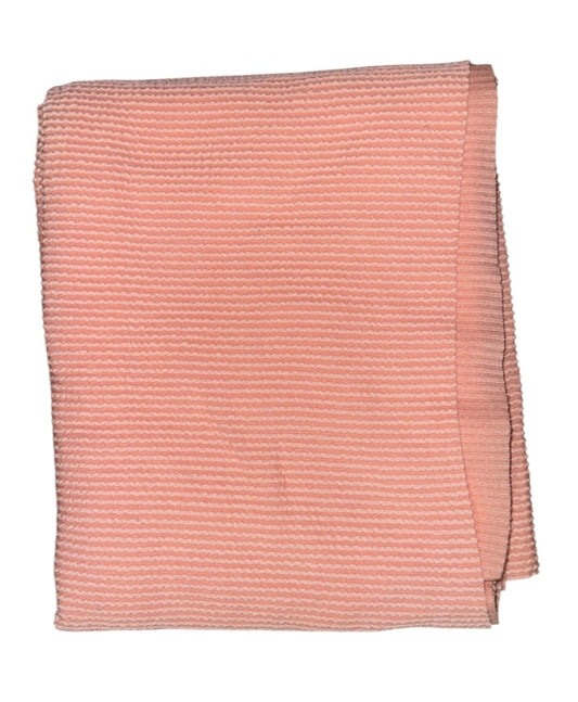 Bright peach wave