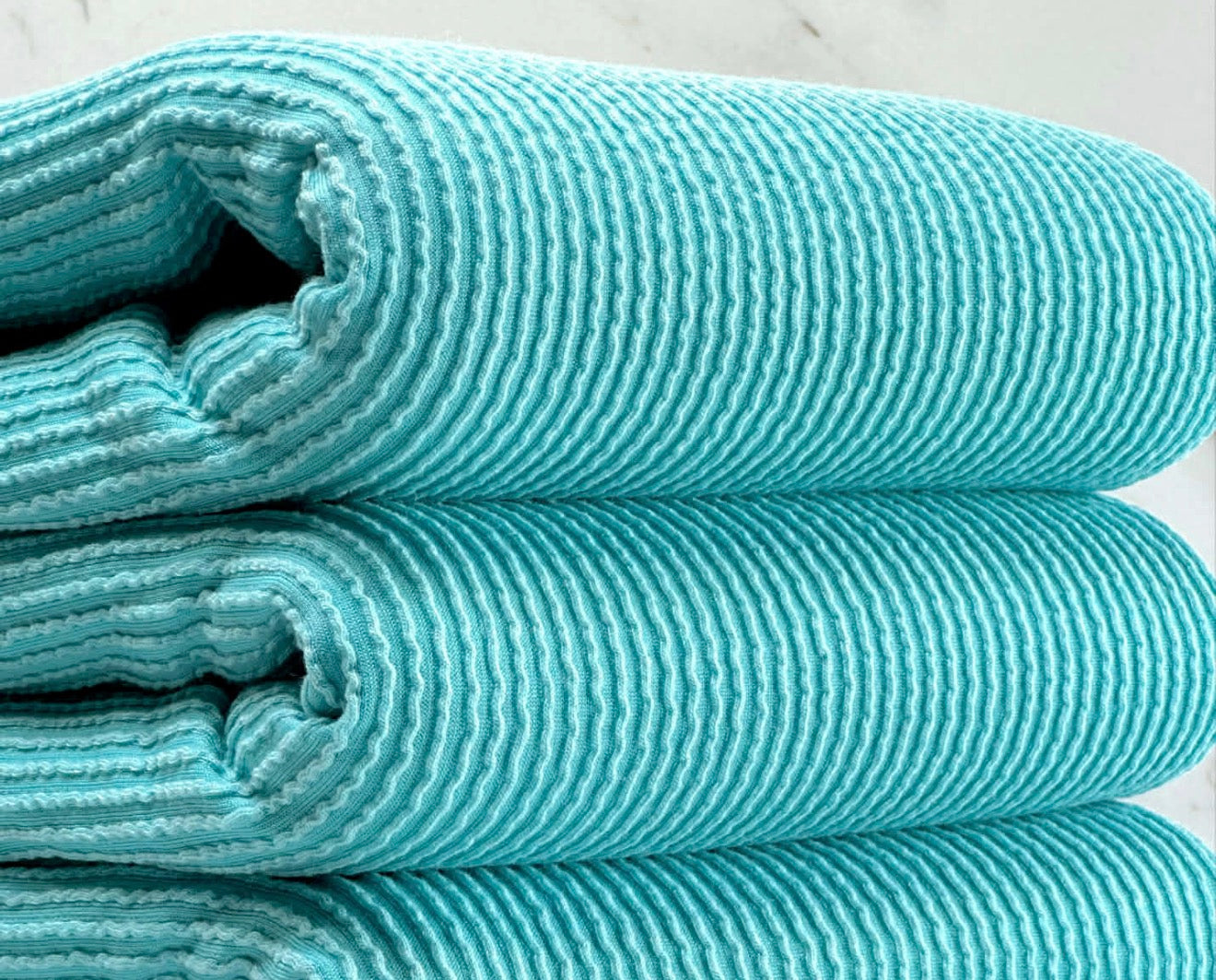 Aqua wave