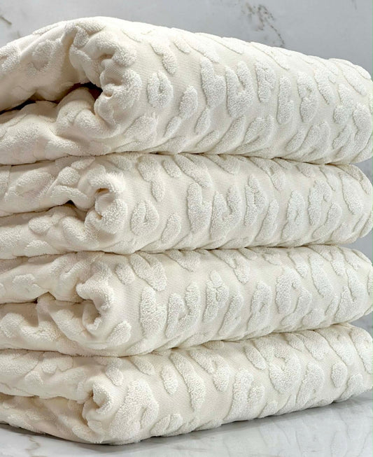 Leopard Ivory towel