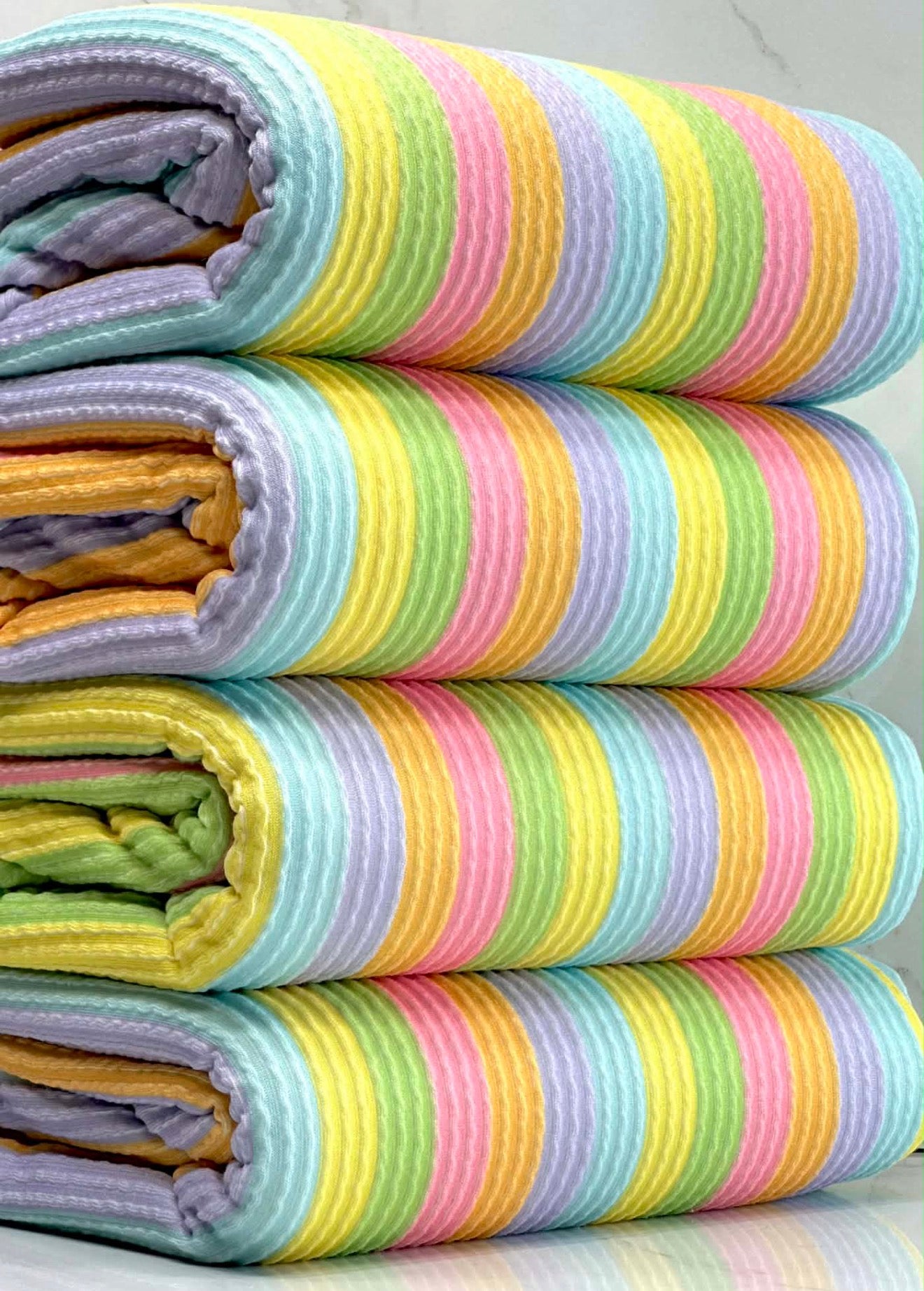 Pastel stripes wave